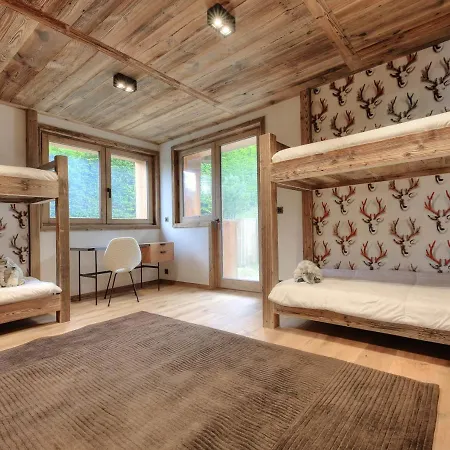 Chalet Chalet De Luxe Avec Piscine, Jacuzzi, Sauna Et Cinema A Megeve - Fr-1-569-172