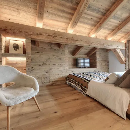 Chalet Chalet De Luxe Avec Piscine, Jacuzzi, Sauna Et Cinema A Megeve - Fr-1-569-172